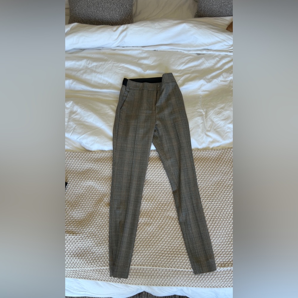 Gray plaid Zara jogger pants with black elastic on back.